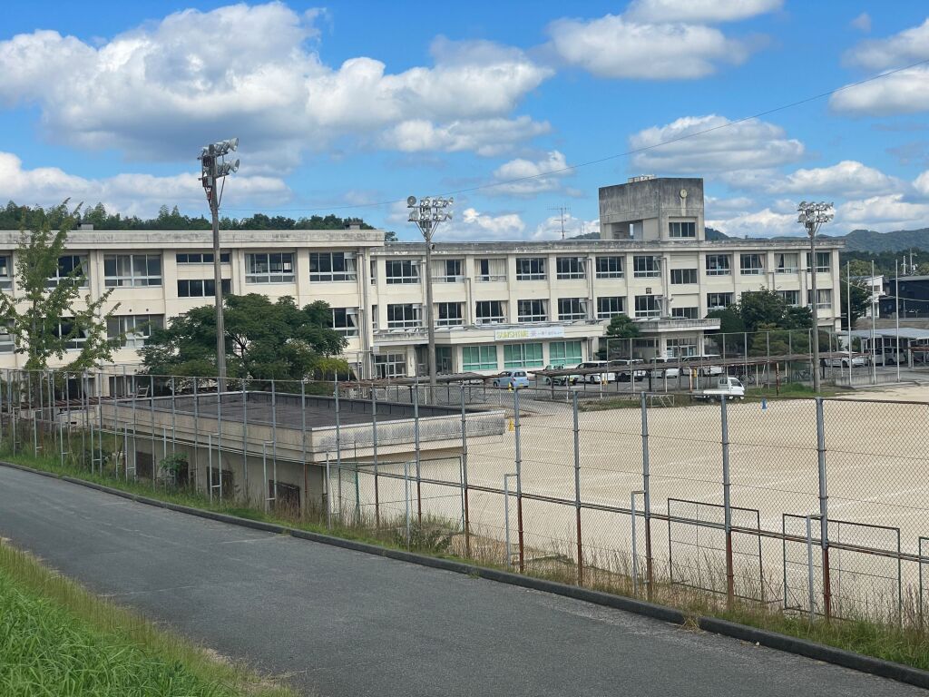 中島中学校