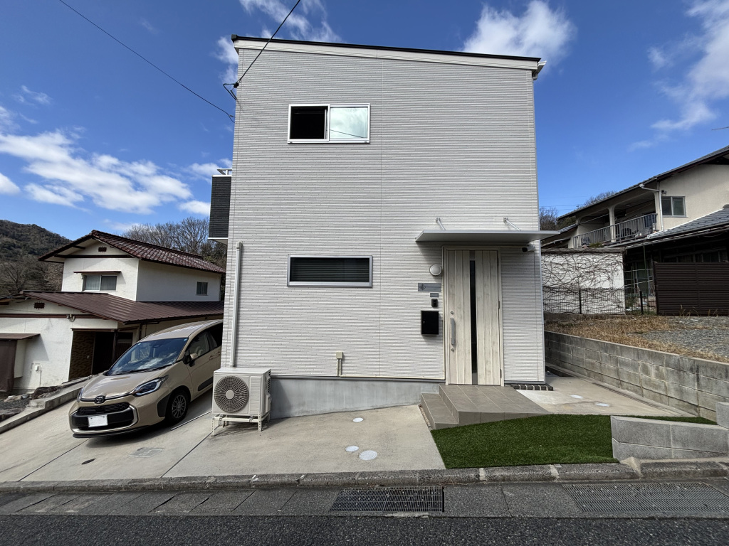 広島市安佐北区亀山6丁目