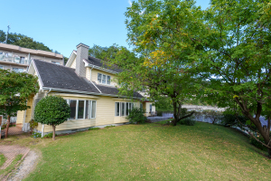 広島市安佐南区毘沙門台2丁目