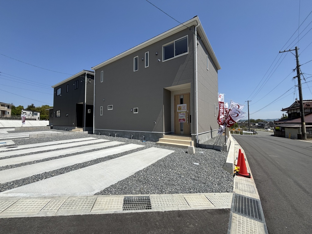【新築】東広島市八本松飯田4丁目　No.1