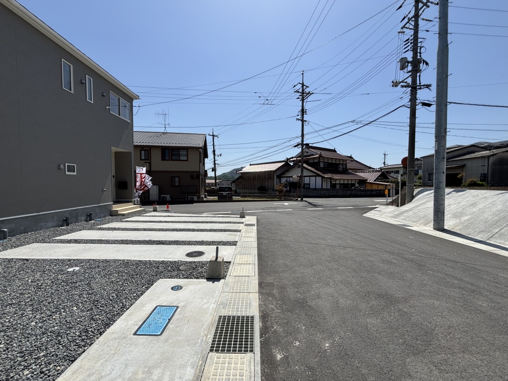 【新築】東広島市八本松飯田4丁目　No.1