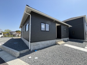 【新築】東広島市八本松飯田4丁目　No.3