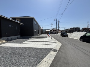 【新築】東広島市八本松飯田4丁目　No.3