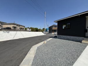 【新築】東広島市八本松飯田4丁目　No.3